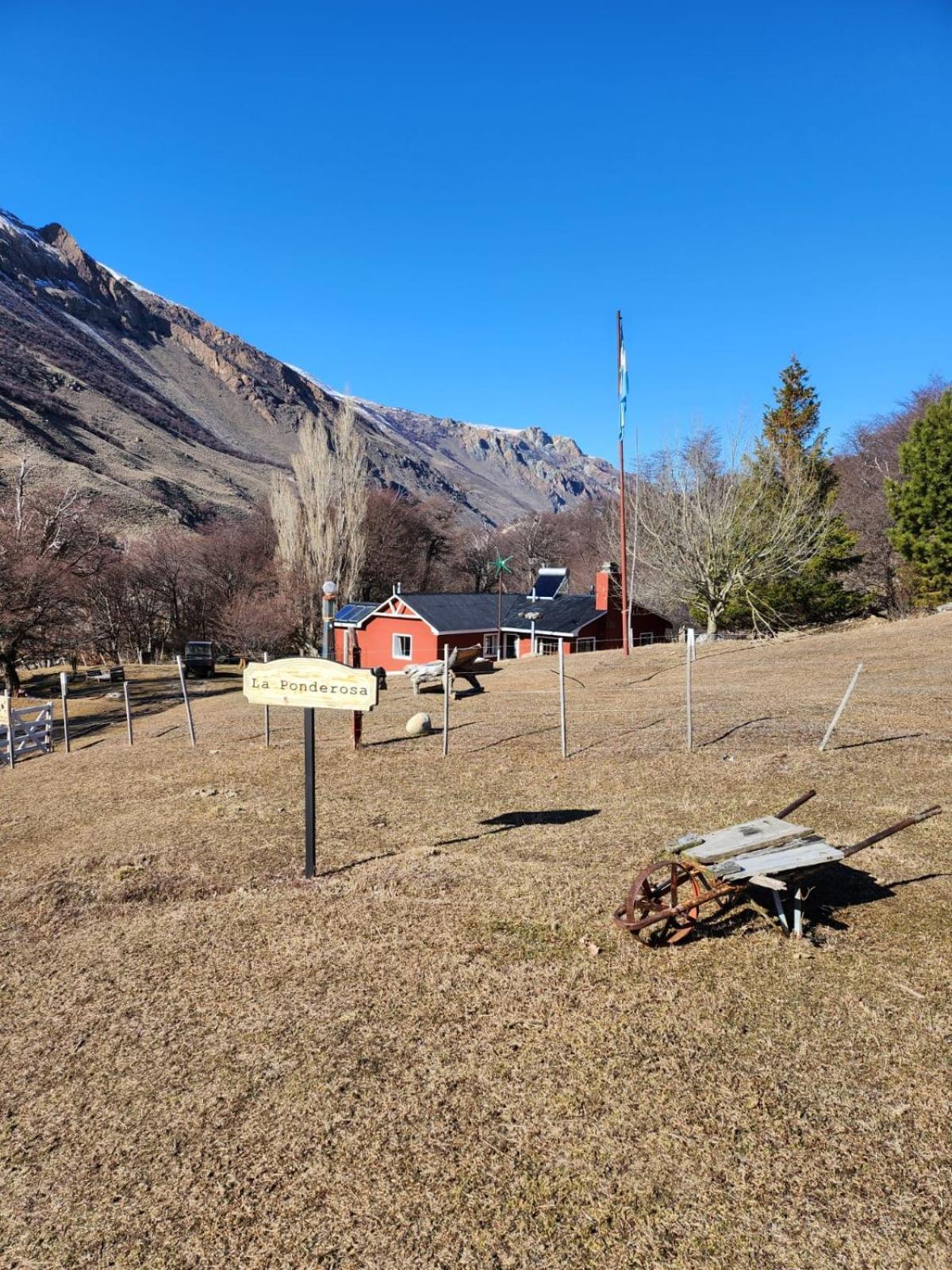 Estancia Bonanza El Chaltén Exterior foto